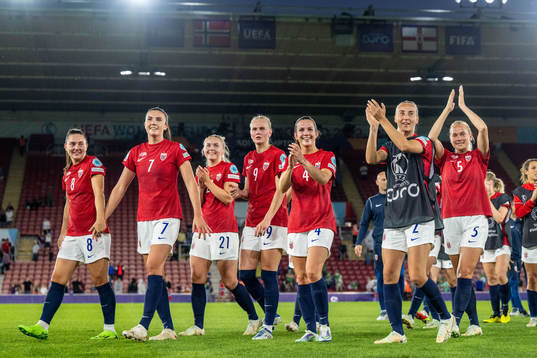 Ingrid Syrstad Engen, Tuva Hansen, Anja Sønstevold and