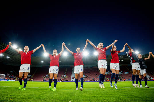 Maria Thorisdottir, Vilde Bøe Risa, Ingrid Syrstad Engen,