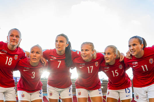 Frida Maanum, Maria Thorisdottir, Ingrid Syrstad Engen,