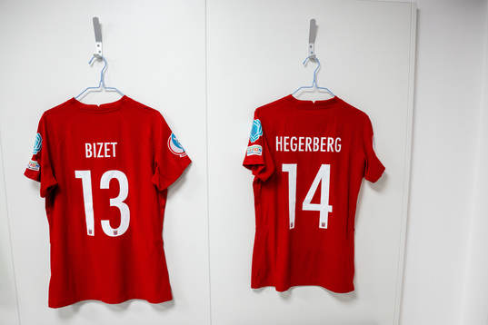 The kits of Celin Bizet Ildhusøy and Ada Hegerberg of