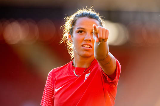 Celin Bizet Ildhusøy of Norway warms up