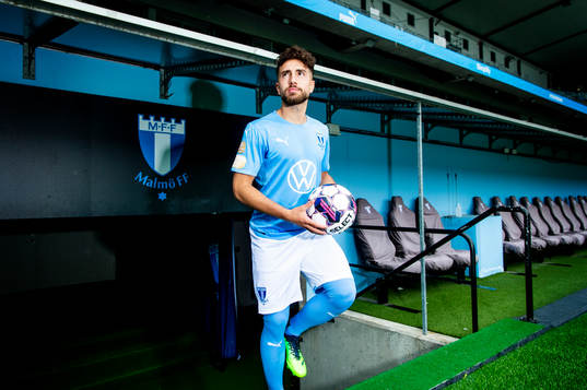 Malmö FF presenterar Moustafa Zeidan som ny spelare