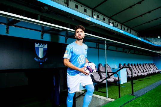 Malmö FF presenterar Moustafa Zeidan som ny spelare