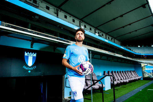 Malmö FF presenterar Moustafa Zeidan som ny spelare