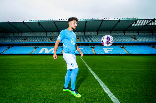 Malmö FF presenterar Moustafa Zeidan som ny spelare