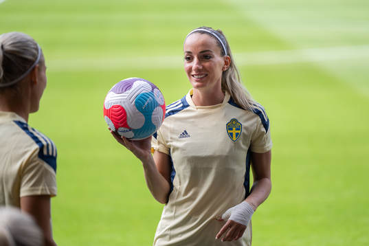 Kosovare Asllani