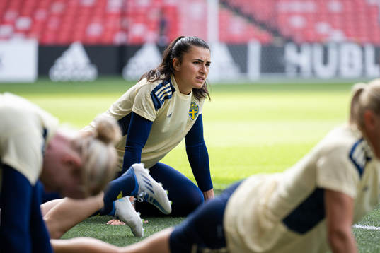 Goalkeeper Zecira Musovic of Sweden