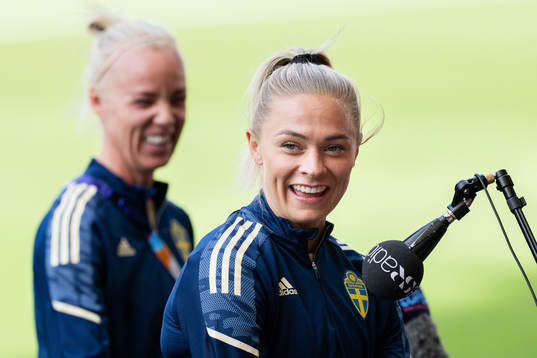 Caroline Seger and Fridolina Rolfö