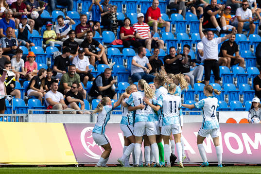 Players of Norway celebrate the 0-1 goal