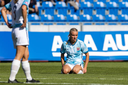 Thea Kyvåg of Norway looks dejected