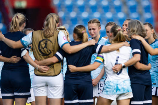 Players of Norway look dejected