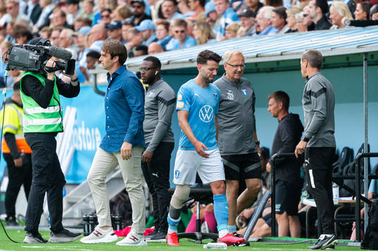 Malmö FFs Erdal Rakip lämnar planen