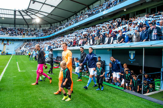 Malmö FFs målvakt Johan Dahlin kommer på Eleda stadion