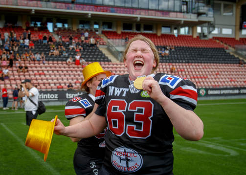 Carlstad Crusaders dam Frida Olsson-Granlund jublar