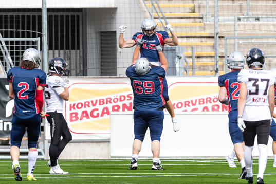 Stockholms Anton Blomgren jublar