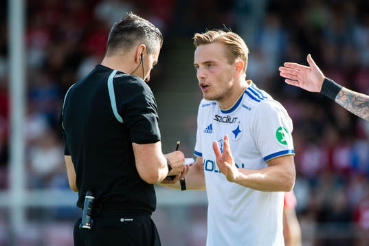 IFK Norrköpings Jacob Ortmark reagerar