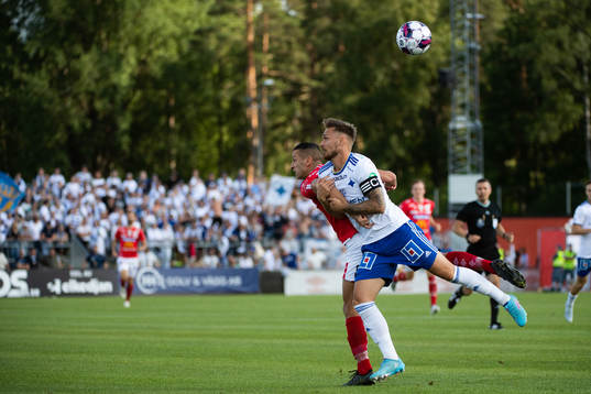 IFK Norrköpings Marco Lund Nielsen och Degerfors Nikola