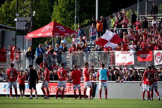 Degerfors tackar supportarna