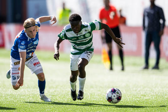 Norrbys Albin Sundgren och Västerås Davi Burubwa