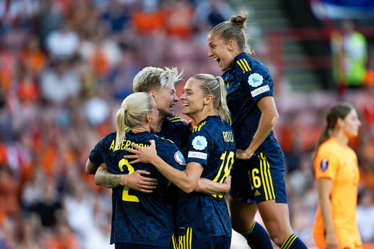 Jonna Andersson, Lina Hurtig, Fridolina Rolfö and Filippa