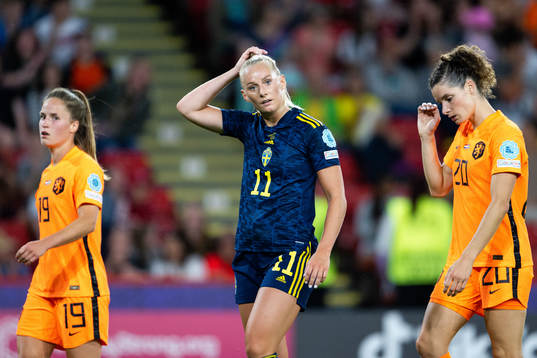 Stina Blackstenius of Sweden