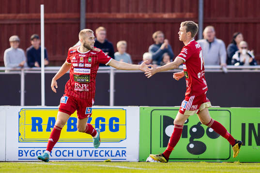 Skövde AIKs Jack Cooper Lover jublar