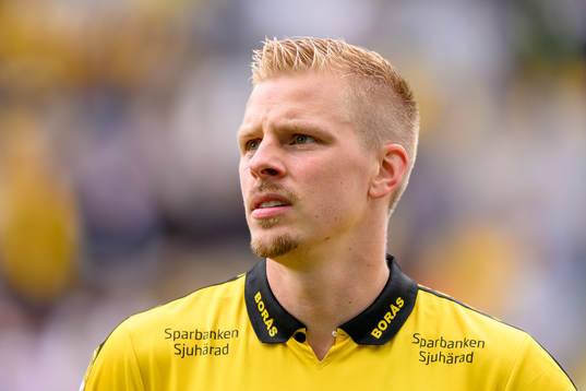 Elfsborgs Per Frick vid lineup innan fotbollsmatchen i