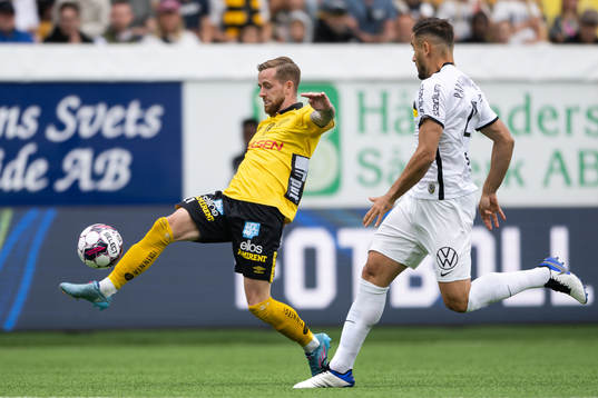 Elfsborgs Rasmus Alm och AIKs Sotirios Papagiannopoulos