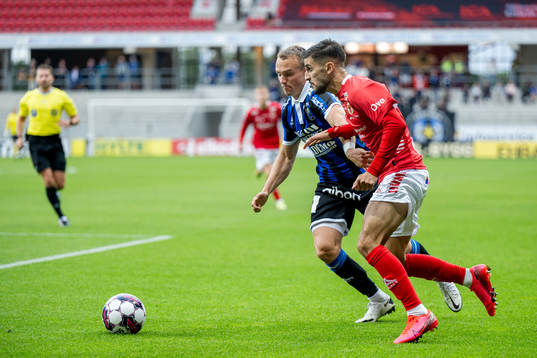Sirius Aron Bjarnason och Kalmars Noah Shamoun
