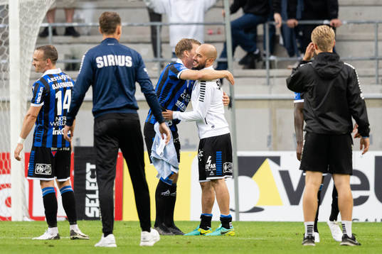Sirius spelare jublar