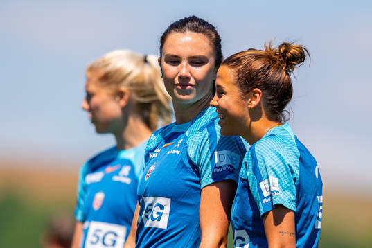 Ingrid Syrstad Engen and Celin Bizet Ildhusøy of the