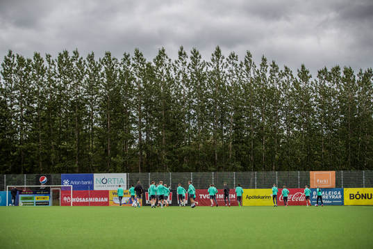 Bläddra bland fler bilder av Football, UEFA Champions League, Vikingur, Training & Press Conference 