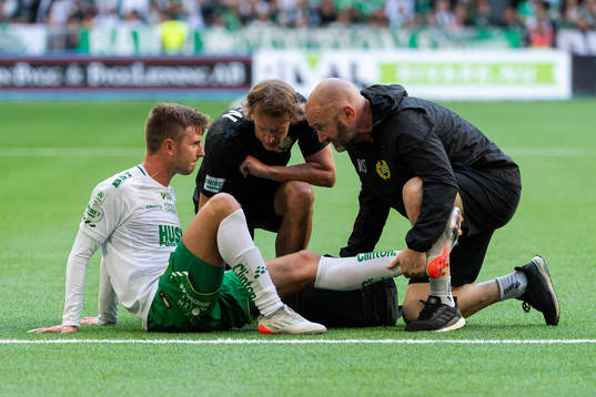Hammarbys Joel Nilsson får vård