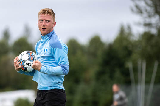 Bläddra bland fler bilder av Football, UEFA Champions League, Malmö FF, Training & Press Conference
