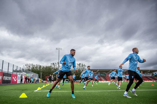 Isaac Kiese Thelin and Ola Toivonen