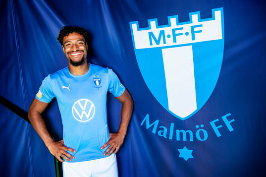 Malmö FF presenterar Joseph Ceesay som ny spelare
