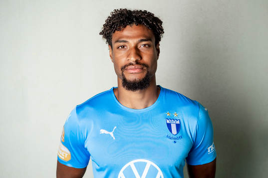 Malmö FF presenterar Joseph Ceesay som ny spelare
