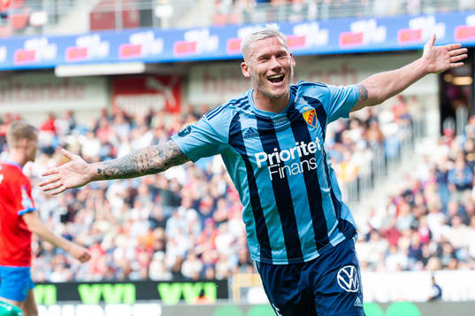 Djurgårdens Victor Edvardsen jublar
