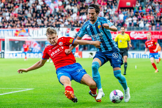 Helsingborgs Casper Widell mot Djurgårdens Gustav Wikheim