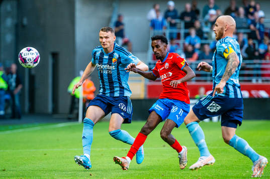 Helsingborgs Taha Abdi Ali mot Djurgårdens Piotr Johansson