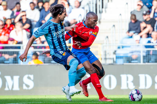 Djurgårdens Gustav Wikheim mor Helsingborgs Ravy
