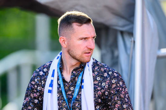 Värnamos sportchef Enes Ahmetovic före fotbollsmatchen i