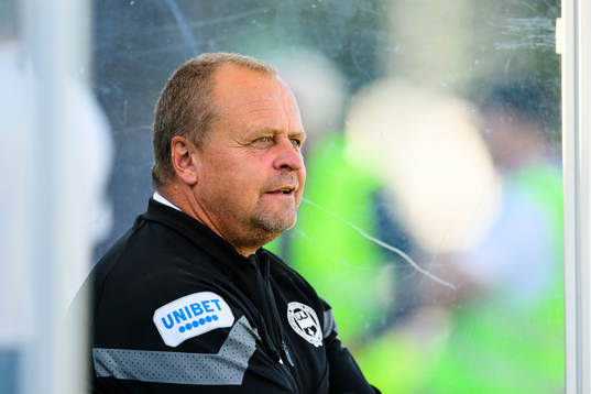 Värnamos assisterande tränare Jonas Thern före