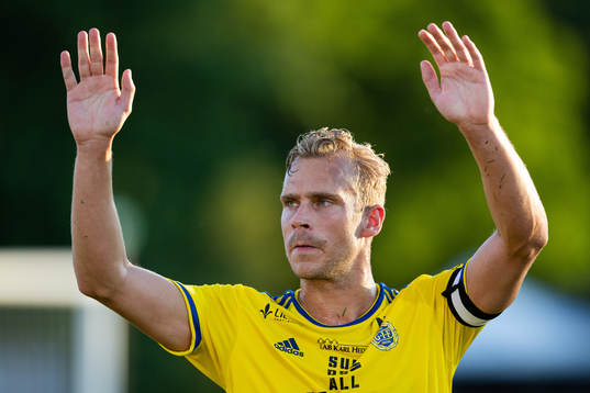 GIF Sundsvalls Pontus Engblom jublar