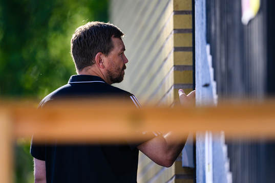 Sundsvalls tränare Henrik Åhnstrand blir utelåst från