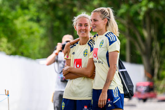 Emma Kullberg and Nathalie Björn of the Swedish women's