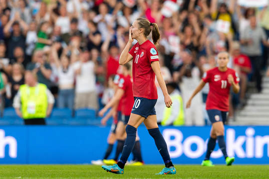 Caroline Graham Hansen of Norway looks dejected