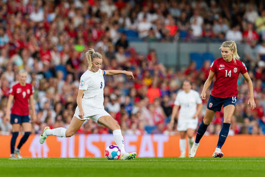 Leah Williamson of England and Ada Hegerberg of Norway