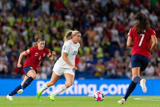 Maren Mjelde of Norway and Alessia Russo of England