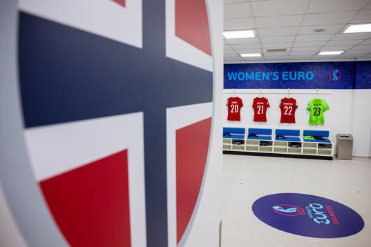 The kits of Synne Skinnes Hansen, Anna Jøsendal, Sophie